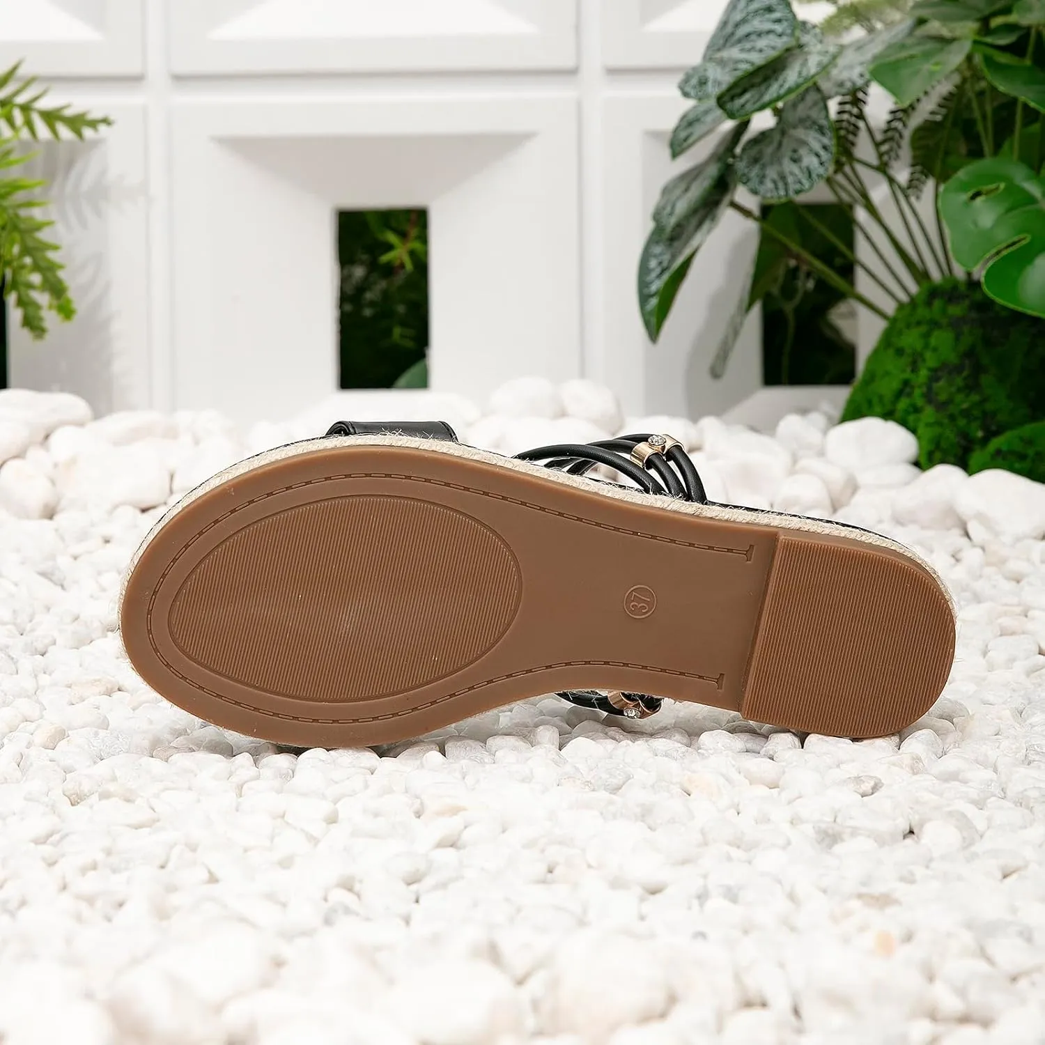 GATUXUS Women's Espadrilles Slip On Flats Sandals Peep Toe Slides Slingback Raffia Sandals Summer Beach Shoes