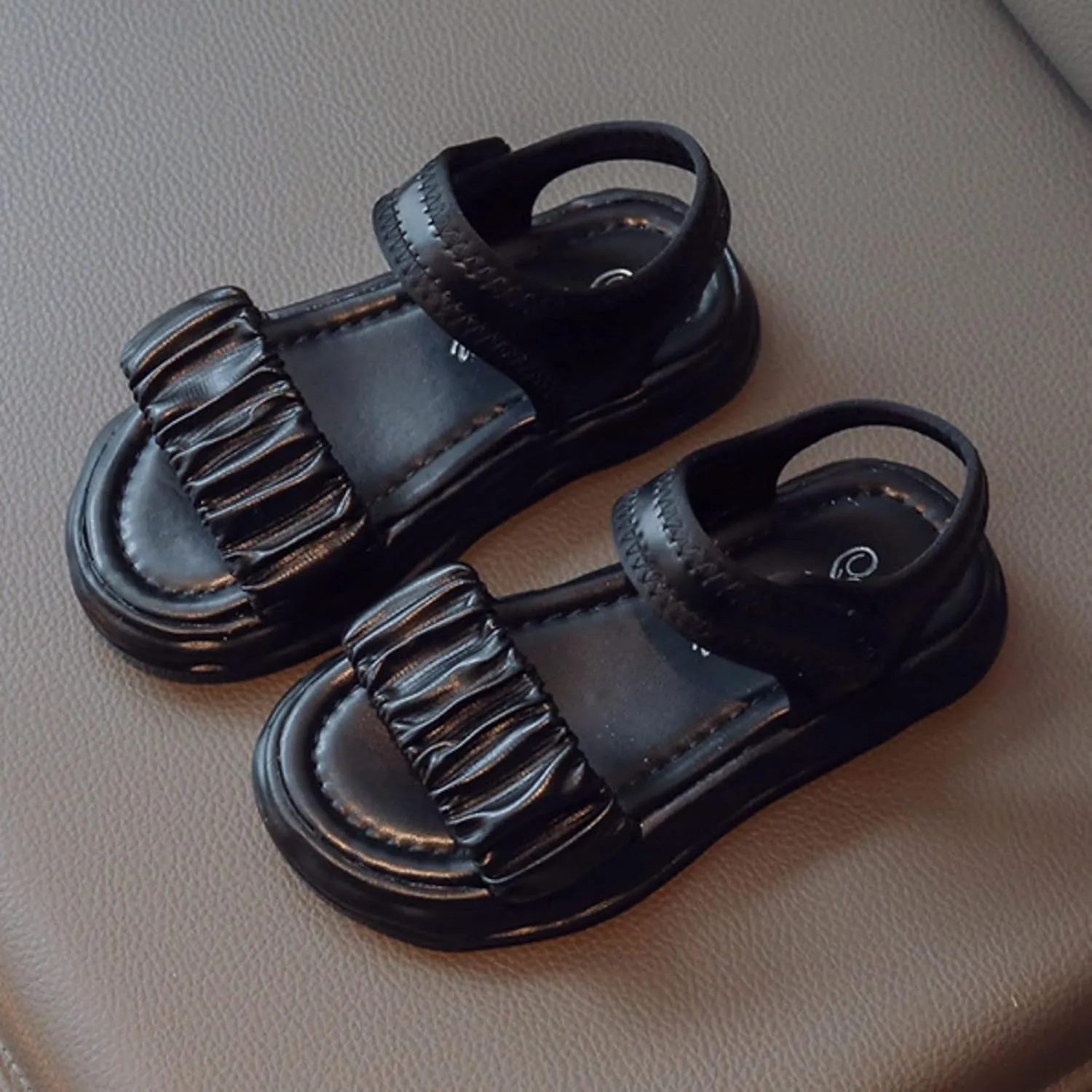Girls Hiking Sandals Comfortable Walking Open Toe Slides Non-Slip Indoor Outdoor Summer Water Platform Sandals