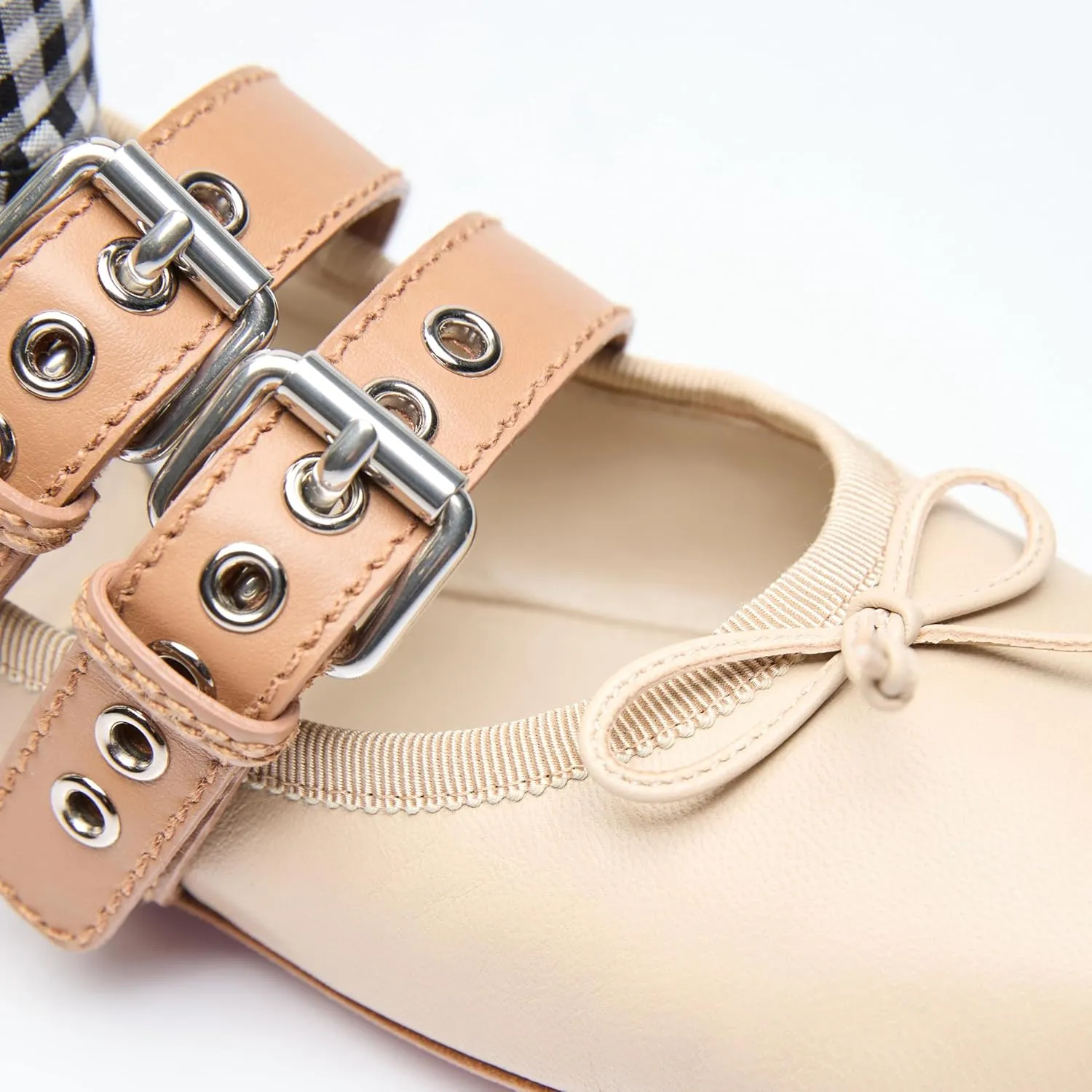 heelchic Ballet Flats Shoes for Women with Strap, Closed Round Toe Womens Ballerina Flats Comfortable Slip On Mary Jane Flats