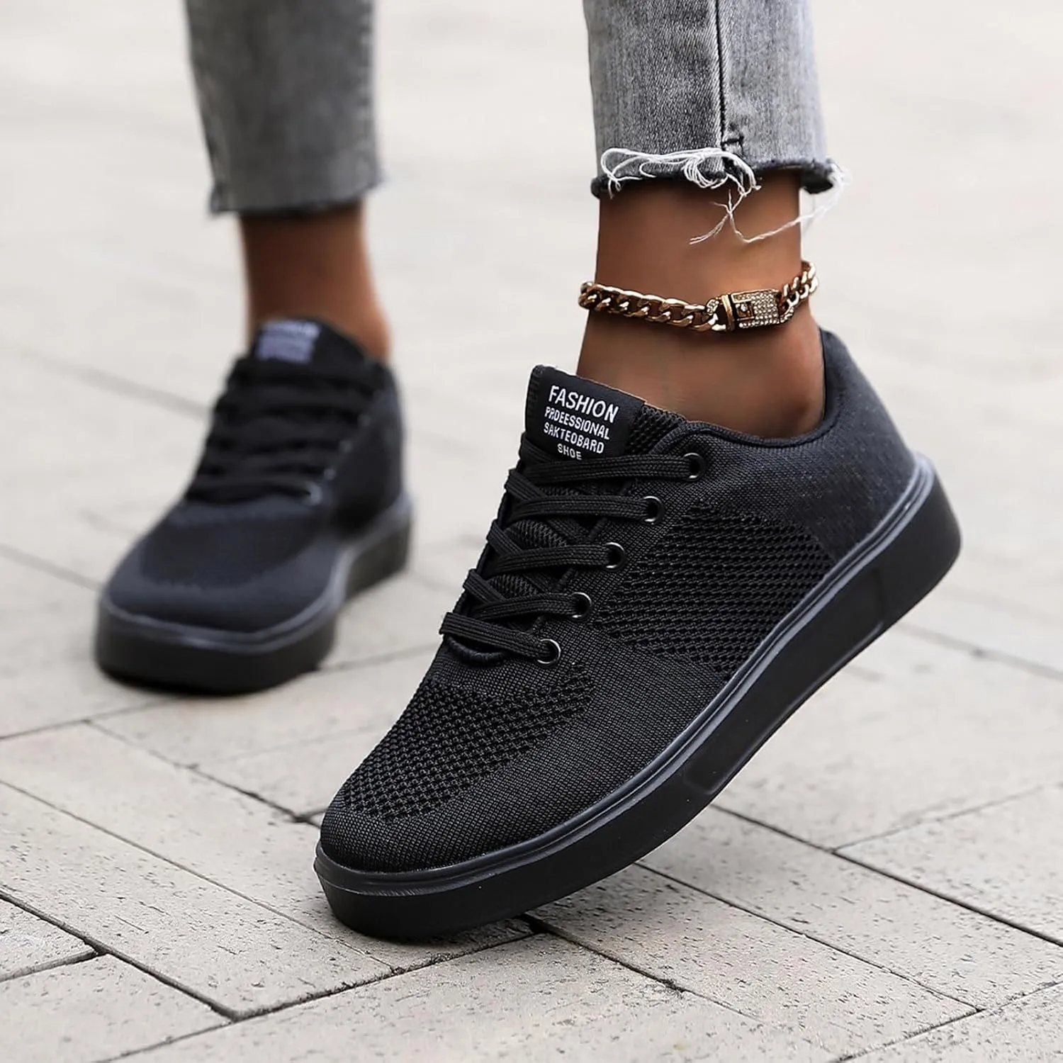 Leisure Couple Men Women Four Seasons Mesh Non Slip Flat Round Toe Breathable Lace Up Lazy Comfortable Slip Shoes