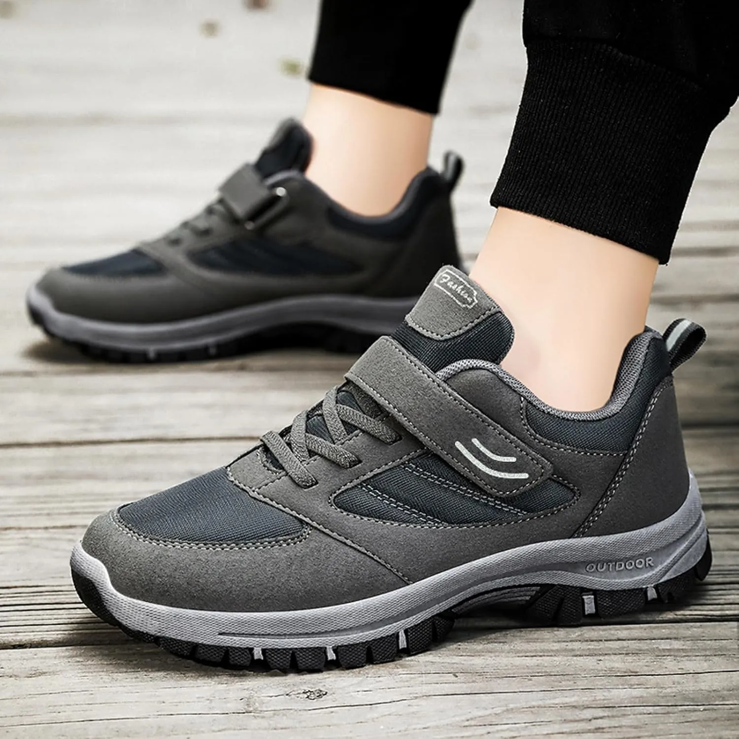 Men Casual Shoes Fashionable New Pattern Solid Color Simple Thick Sole Hook Loop Four Season Sports Mens Athletic Shoes