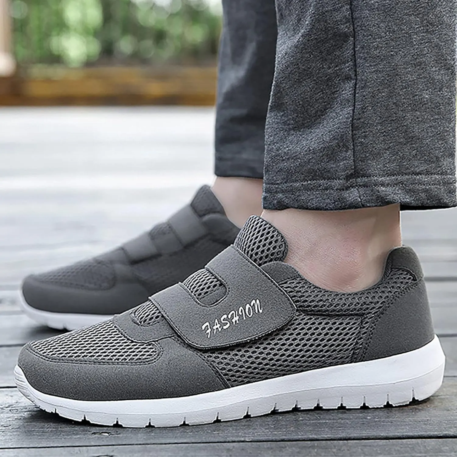 Men's 2025 New Hook Loop Solid Color Fly Woven Mesh Breathable Running Shoes Mens Motion Running Sneaker