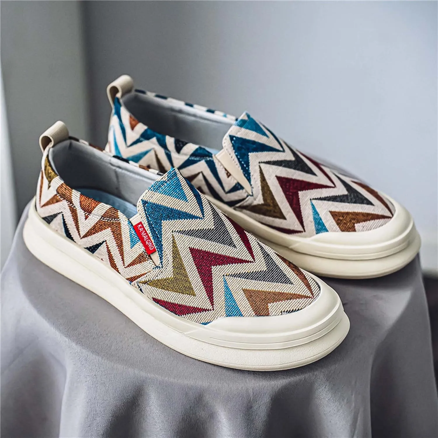 Men's Casual Walking Shoes Fashion Sneakers Breathable Mesh Casual Shoes Slip Driving Shoes Outdoor Jogging Walking Shoes