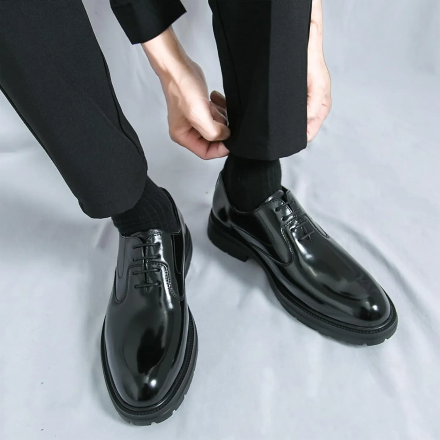Men's Leather Dress Platform Oxford Shoes Classic Round Toe Lace Up Comfort Non Slip Casual Derby Shoes for Business Office Wedding