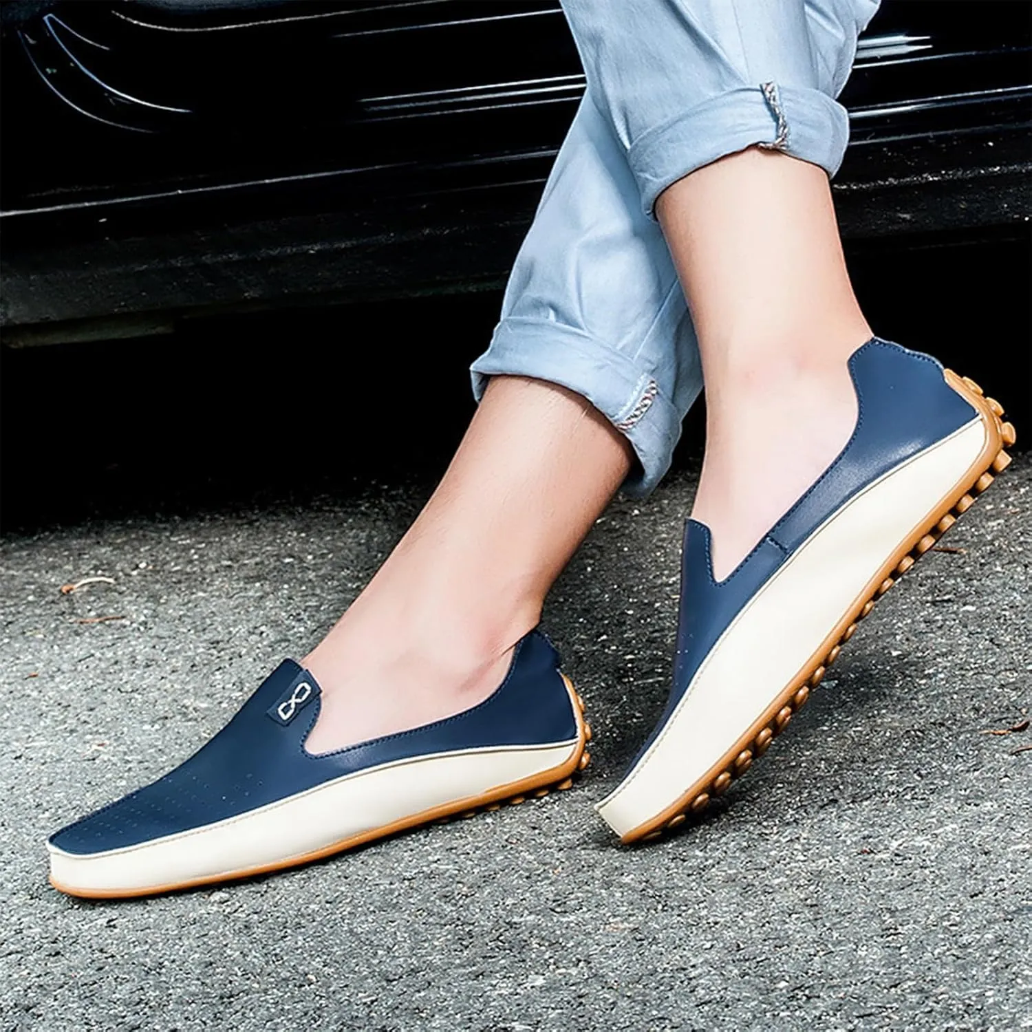 Men's Leather Handmade Flat Loafers Lightweight Breathable Non Slip Slip On Casual Driving Shoes Fashion Outdoor Walking Work Penny Shoes