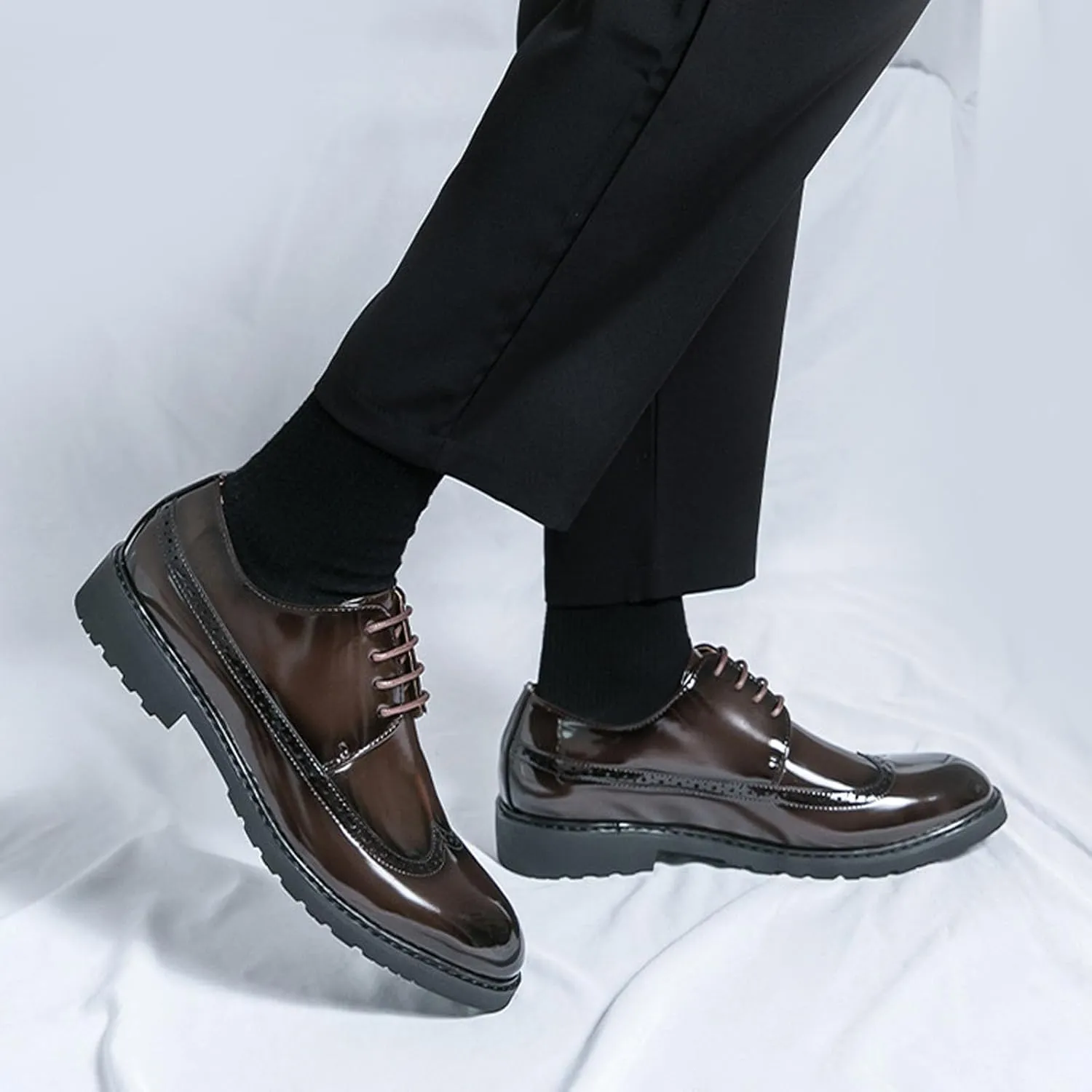 Men's Patent Leather Wingtip Low Heel Formal Oxfords Fashion Pointed Toe Slip On Platform Lug Sole Non-Slip Lace-Up Comfortable Business Dress Brogue Derby Shoes for Paty Wedding