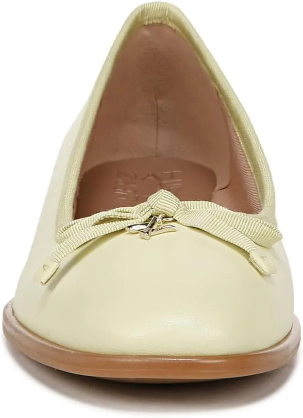 Naturalizer Women's Adore Mary Jane Flat
