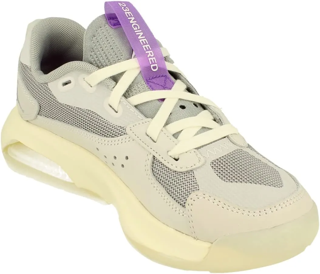 Nike Womens Jordan Air 200E Fitness Lifestyle Athletic and Training Shoes