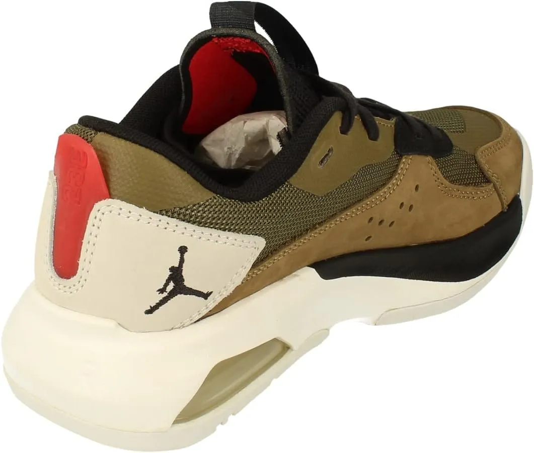Nike Womens Jordan Air 200E Fitness Lifestyle Athletic and Training Shoes