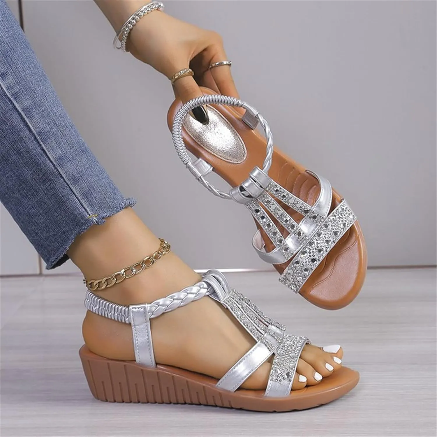 Women Flat Sandals Open Toe Slides Low Wedge Sandal Sparkly Crystal Rhinestone Sandals Elastic Ankle Strap Slip On Shoes for Summer Beach Oceanside Holiday Outdoor