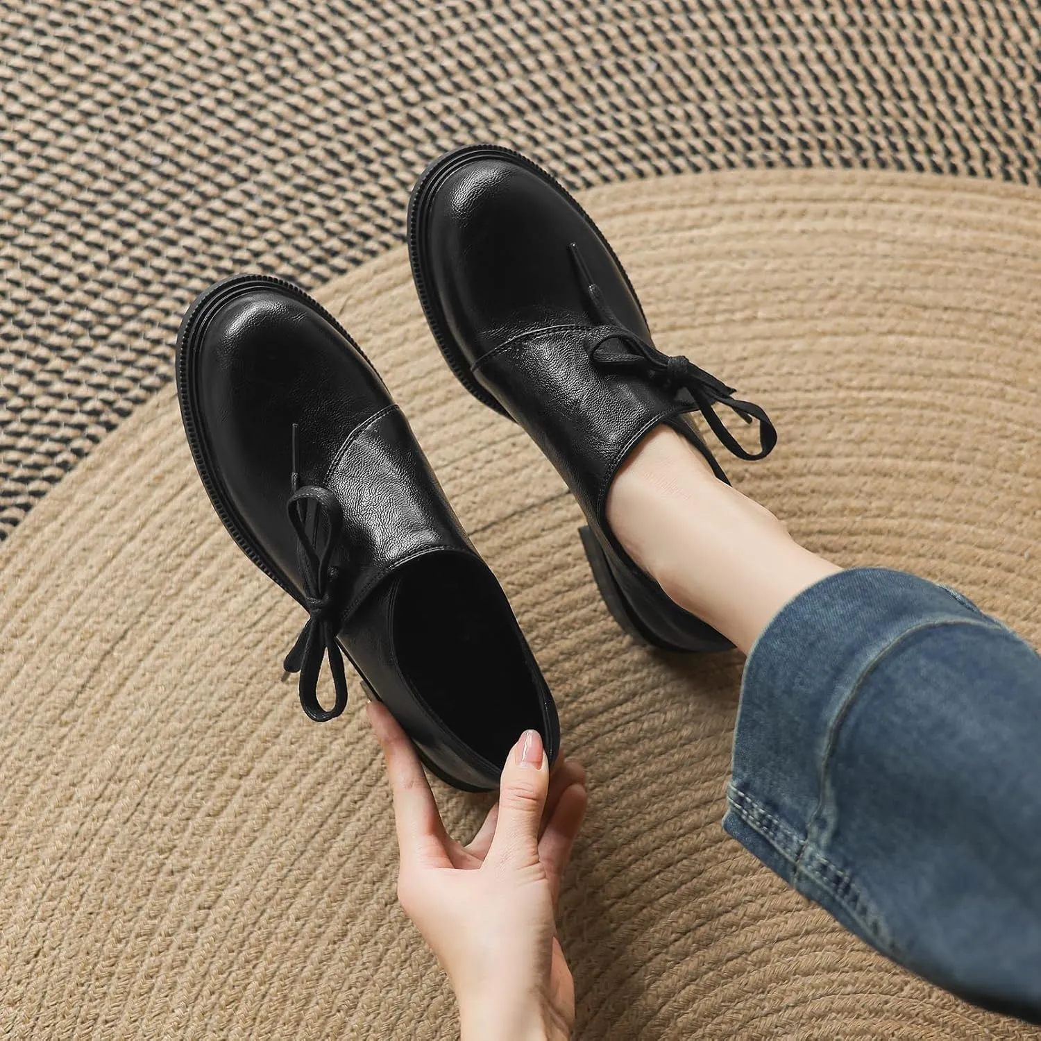 Women's Casual Slip On Flat Heel Loafers Round Toe Pumps with Solid Color
