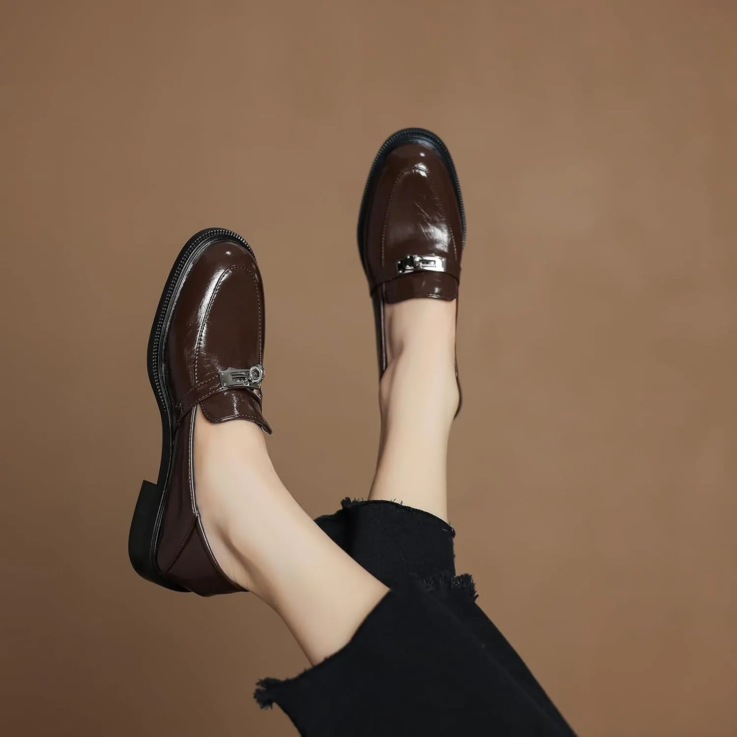 Women's Comfortable Slip On Flats Round Toe Flat Heel Pumps with Solid Color