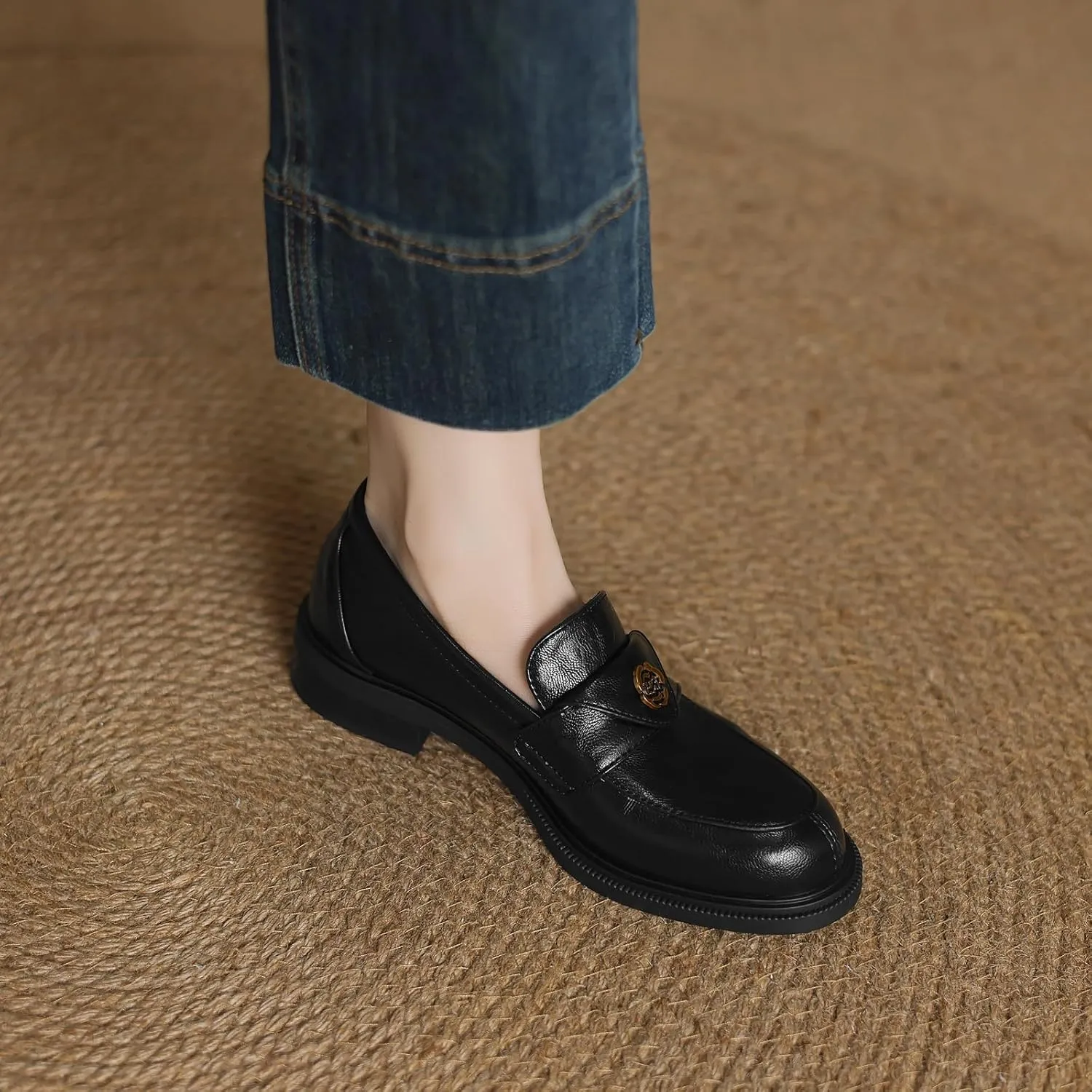 Women's Pumps Loafers Round Toe Slip On Shoes with Elegant Floral Decoration Comfortable Low Heel